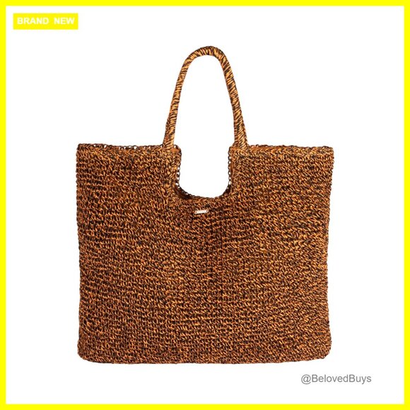Large Straw Tote Bag Lightweight Beach Travel Bag Magnetic Closure